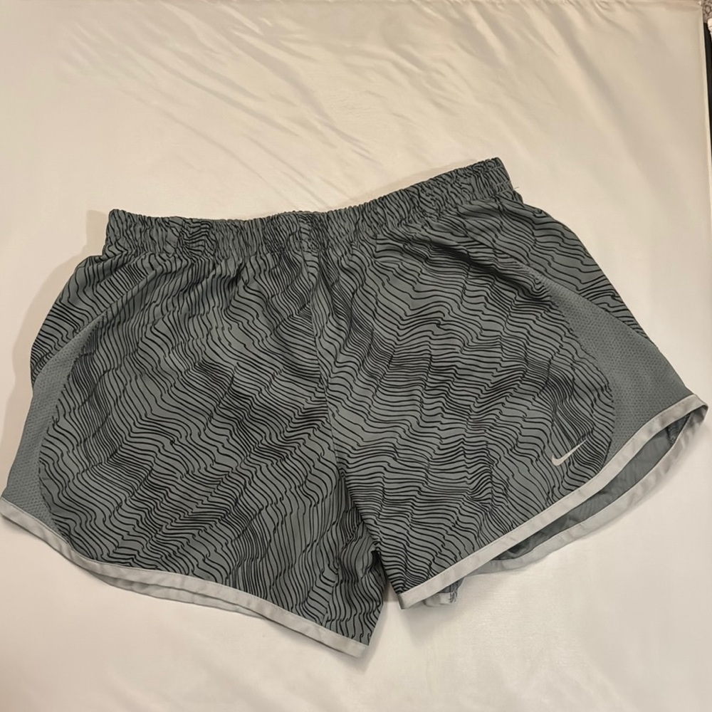 Nike Gray Patterned Athletic Shorts